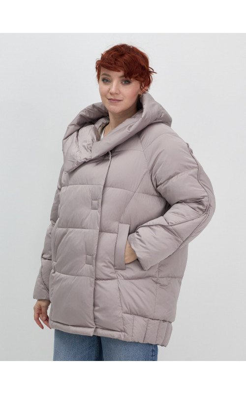 Пуховик зимний женский с капюшоном, светло-коричневый. в Тюмени