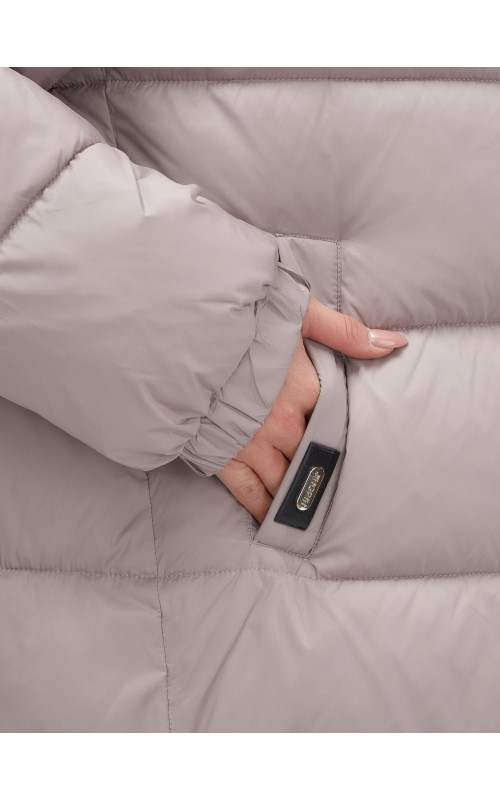 Пуховик женский зимний большой размер светло-коричневый. в Тюмени