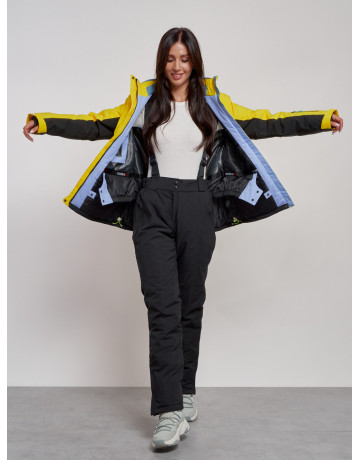 Женский горнолыжный костюм для зимних активностей