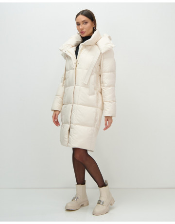 Длинный женский пуховик с капюшоном для зимы