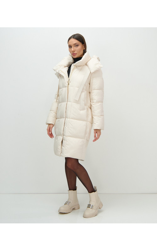 Длинный женский пуховик с капюшоном для зимы