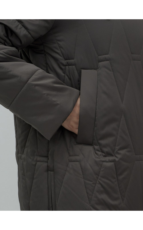 Длинный зимний пуховик для женщин с капюшоном.