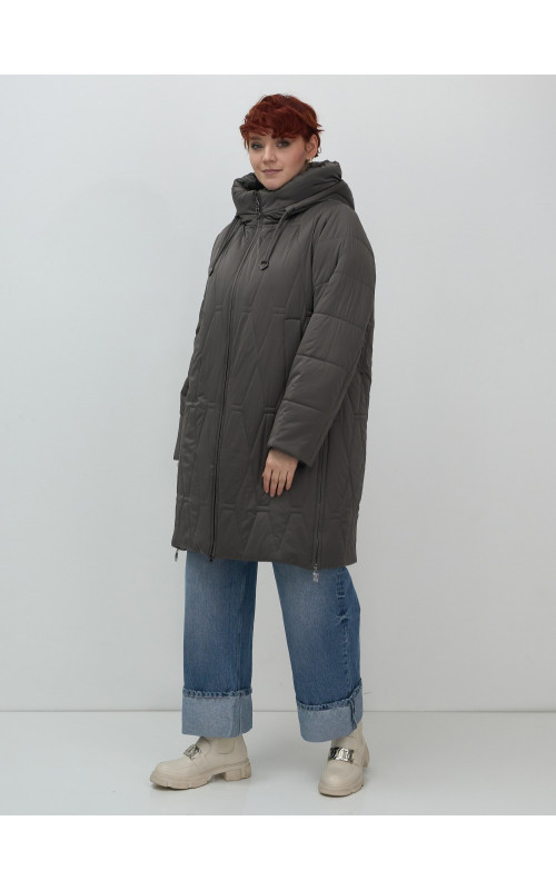 Длинный зимний пуховик для женщин с капюшоном.