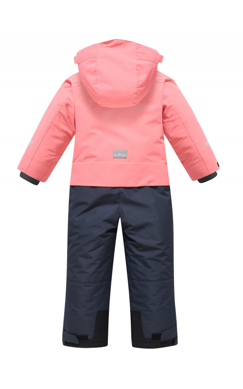 Горнолыжный комбинезон для девочек-подростков: стиль и комфорт для зимних приключений