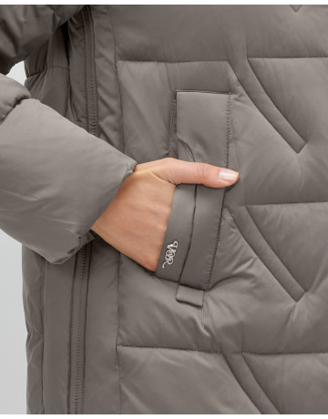 Пуховик зимний женский с капюшоном, серый. в Тюмени