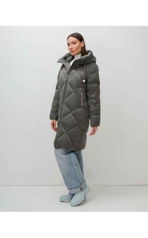 Длинный женский пуховик с капюшоном для зимы