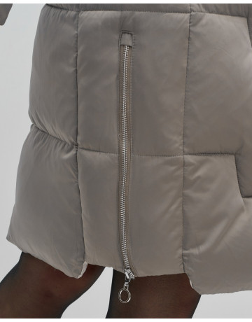 Длинный зимний пуховик для женщин