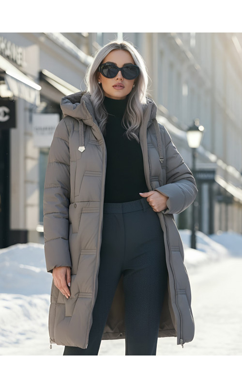 Длинный зимний пуховик для женщин