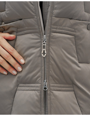 Длинный зимний пуховик для женщин