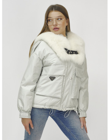 Зимний женский бомбер-куртка с меховой опушкой.