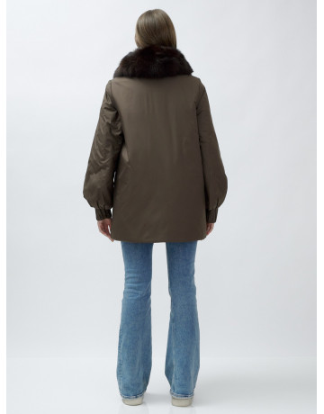 Женское зимнее утеплённое пальто: стиль и комфорт для холодных дней.