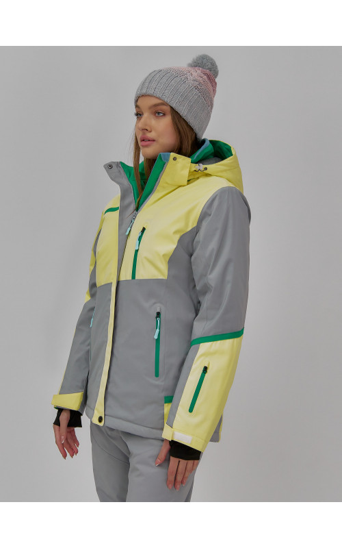 Женская горнолыжная куртка с ярким принтом: стиль и тепло