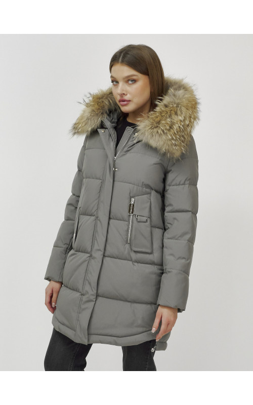 Женская зимняя куртка с мехом.