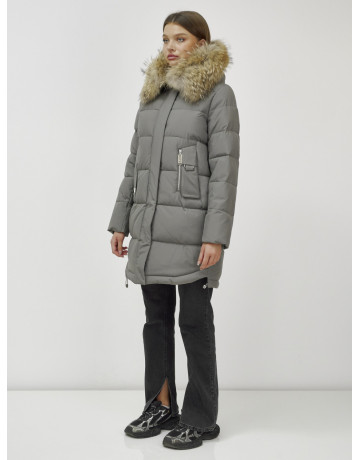 Женская зимняя куртка с мехом.