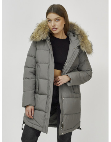 Женская зимняя куртка с мехом.