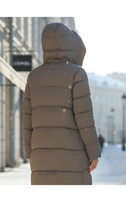 Длинный женский пуховик с капюшоном для зимы