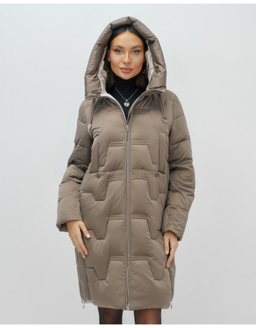 Длинный женский пуховик с капюшоном для зимы
