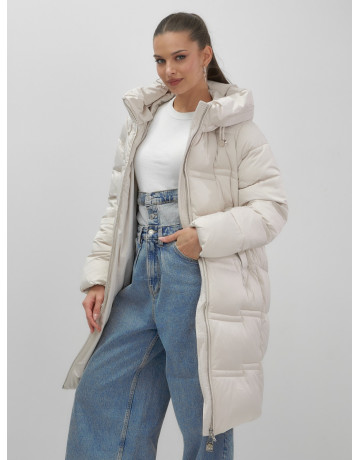 Длинный зимний пуховик для женщин с капюшоном.