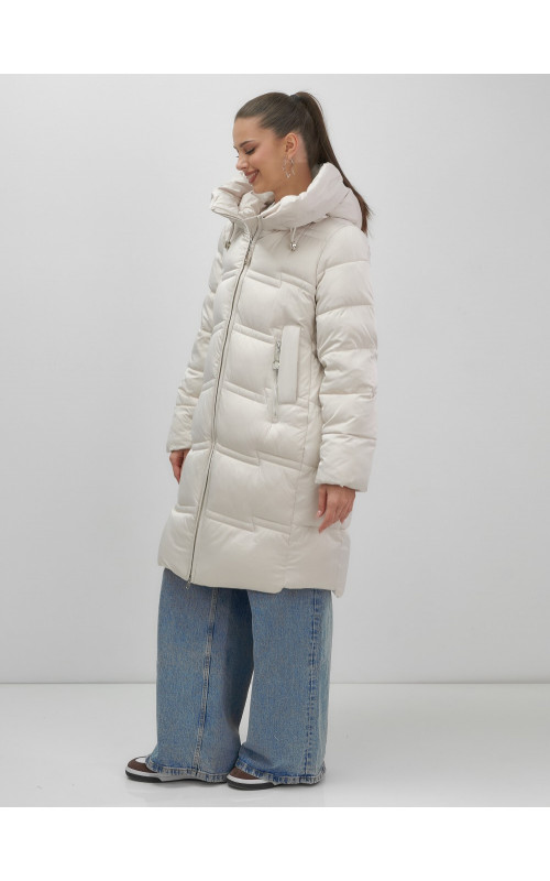 Длинный зимний пуховик для женщин с капюшоном.