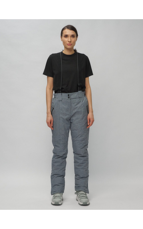 Женский горнолыжный костюм зимний.