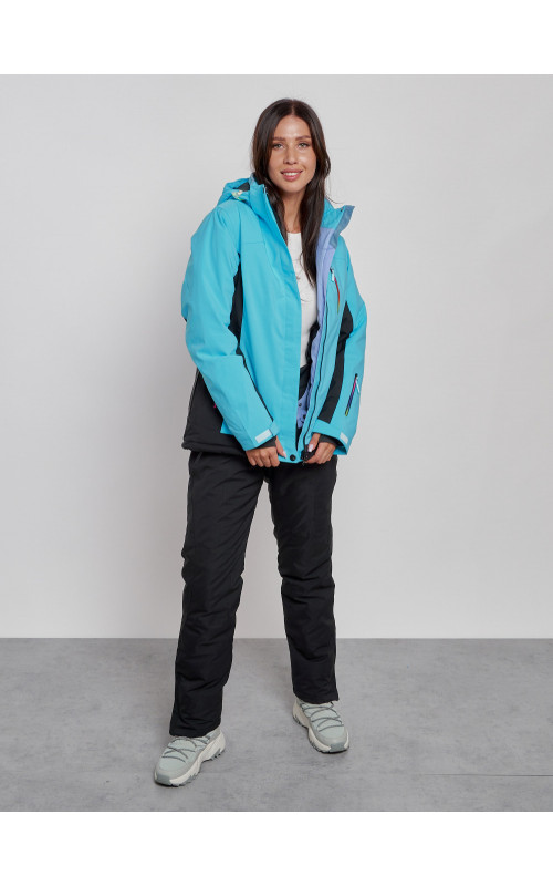 Женский горнолыжный костюм для зимних активностей