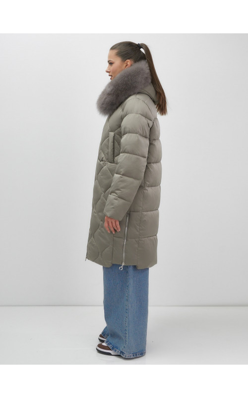 Длинный пуховик премиум-класса с мехом песца.