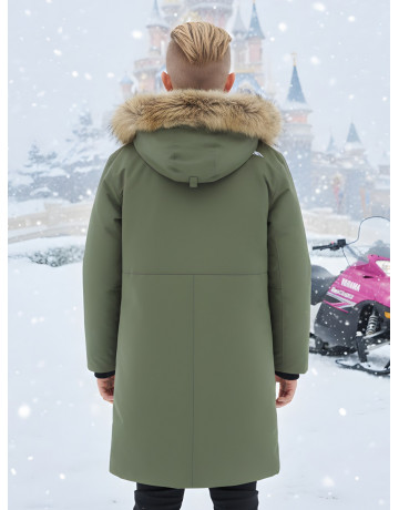 Зимняя парка для мальчика-подростка с мехом енота.