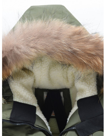 Зимняя парка для мальчика-подростка с мехом енота.