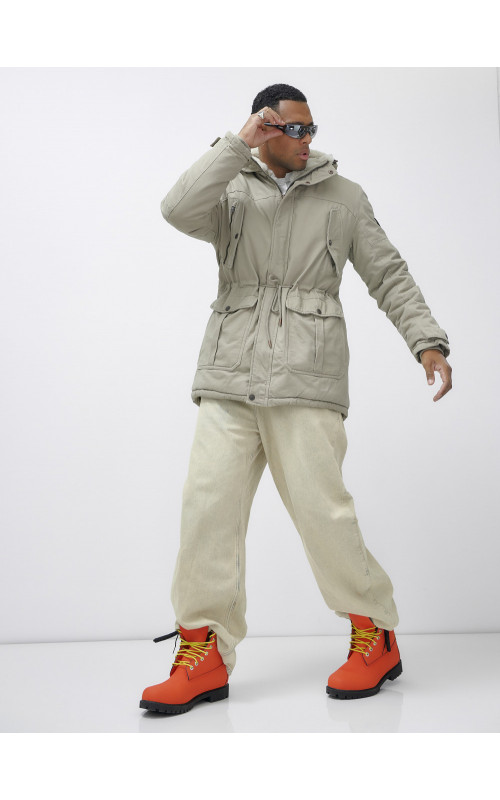 Мужская зимняя удлиненная парка с мехом, бежевый, для холодной погоды. в Тюмени