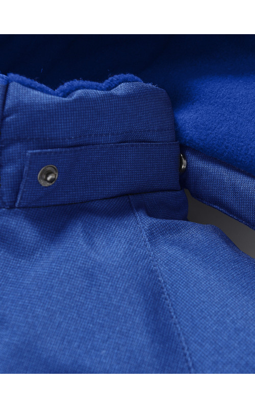 Зимний комбинезон для мальчиков тёплый и удобный.