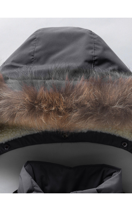 Детская зимняя парка для девочки, розовая, с капюшоном и мехом.