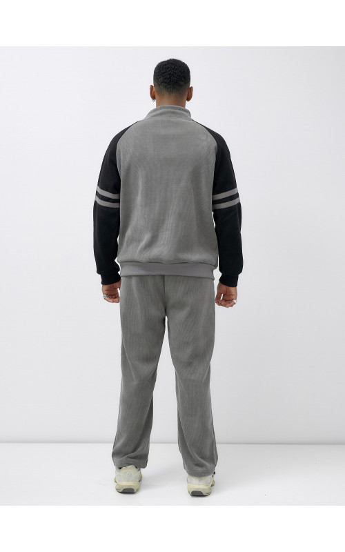 Мужской демисезонный спортивный костюм на флисе, серый, для спорта. в Тюмени