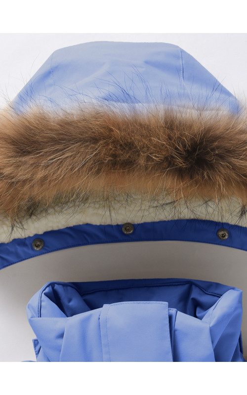 Зимняя парка для девочки-подростка, стильная и практичная.