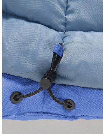 Зимняя парка для девочки-подростка, стильная и практичная.