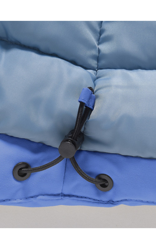 Зимняя парка для девочки-подростка, стильная и практичная.