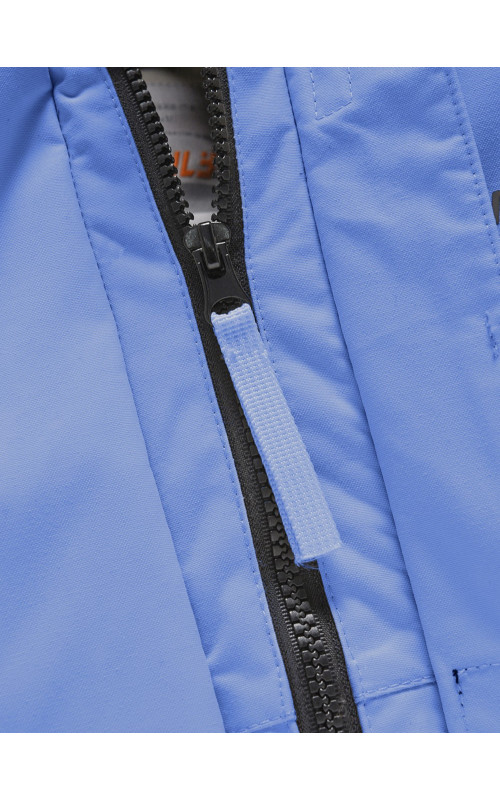 Зимняя парка для девочки-подростка, стильная и практичная.