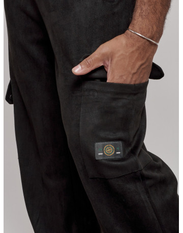 Мужские спортивные штаны прямого кроя из бархатного трикотажа.