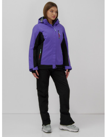 Женский зимний горнолыжный костюм для активного отдыха.