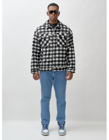 Мужская шерстяная рубашка прямого кроя в клетку.