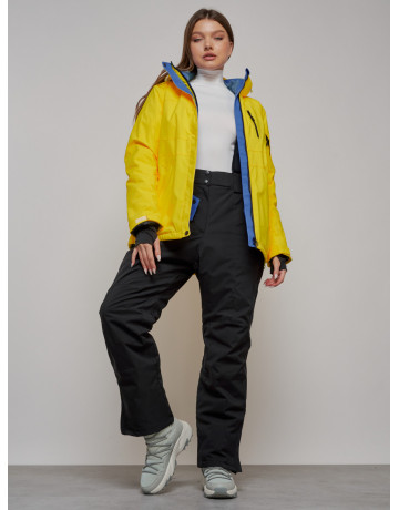 Зимний горнолыжный костюм для женщин.