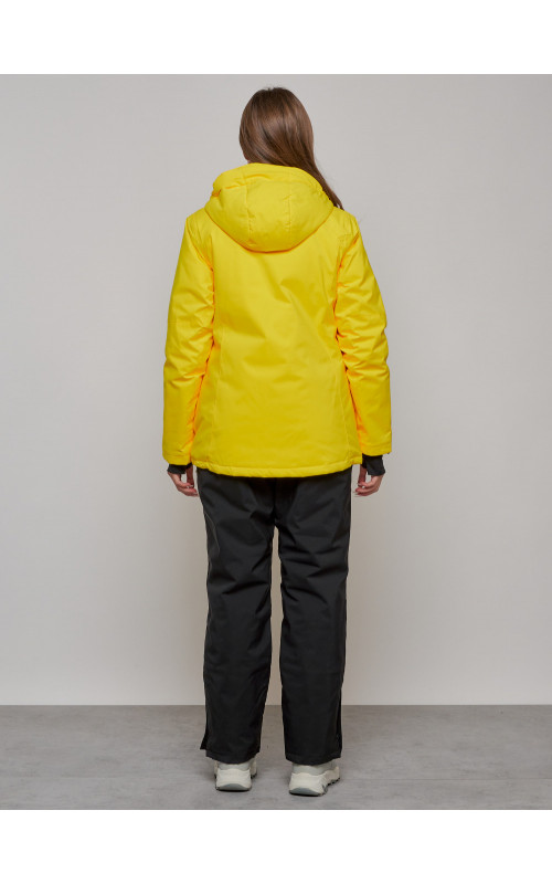 Зимний горнолыжный костюм для женщин.