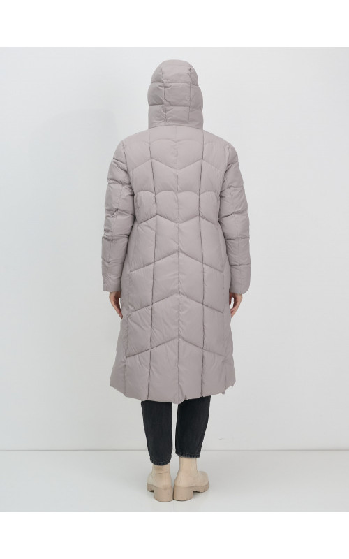 Длинный женский пуховик с капюшоном для зимы