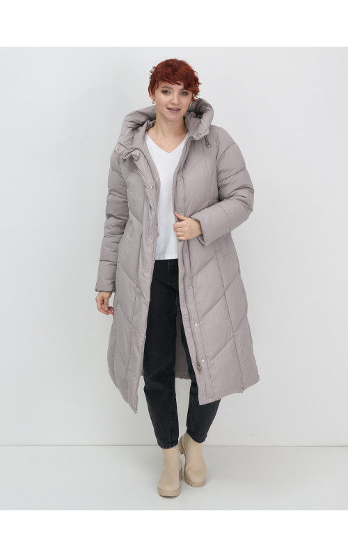 Длинный женский пуховик с капюшоном для зимы