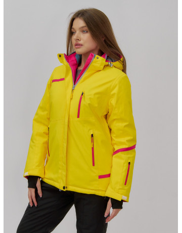 Женский горнолыжный костюм: стиль и комфорт для зимних приключений.