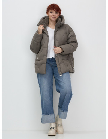 Пуховик для женщин с искусственной овчиной: стиль и тепло зимой