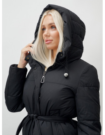 Тёплый женский пуховик с поясом и капюшоном.