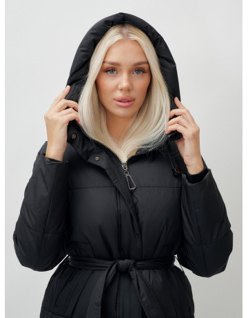 Тёплый женский пуховик с поясом и капюшоном.
