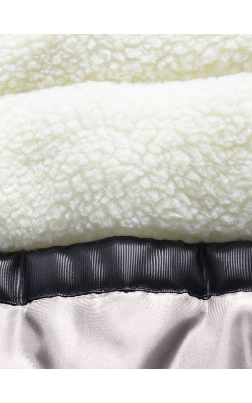 Тёплая детская парка с регулируемой посадкой.