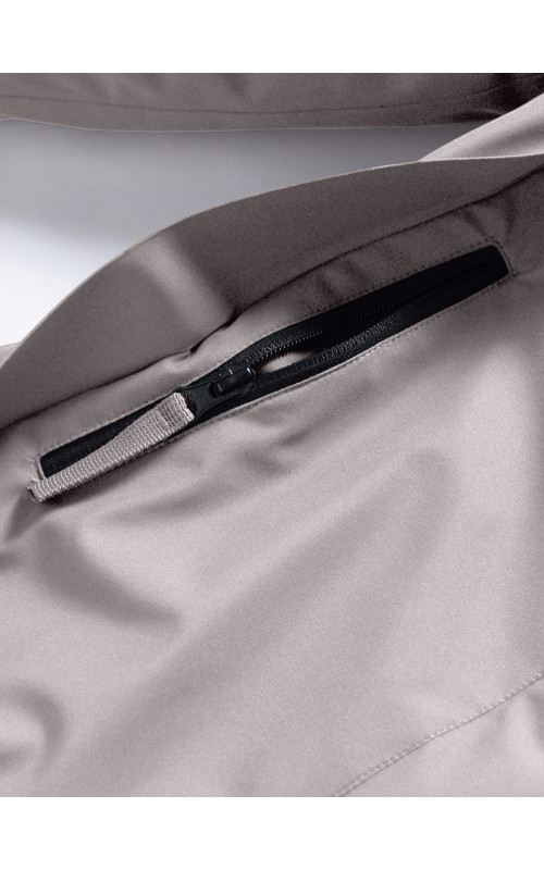 Тёплая детская парка с регулируемой посадкой.