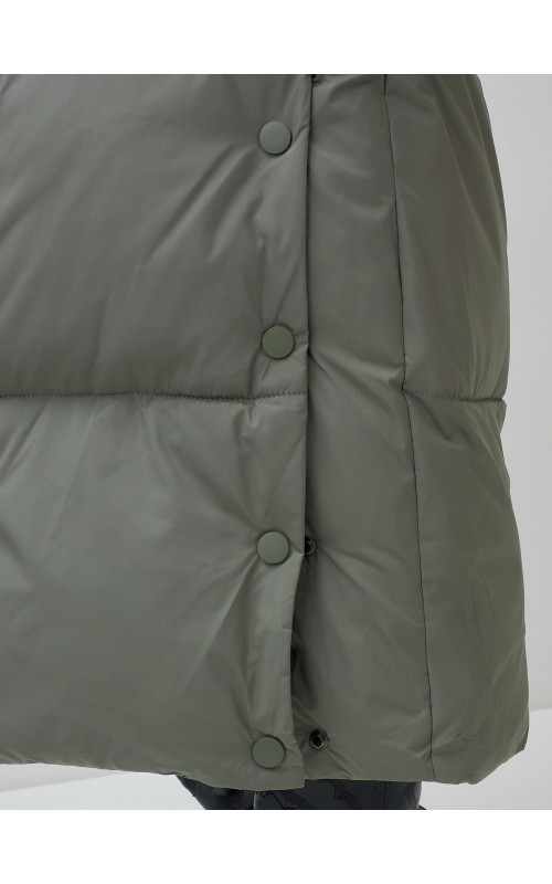 Длинный зимний пуховик с капюшоном для женщин